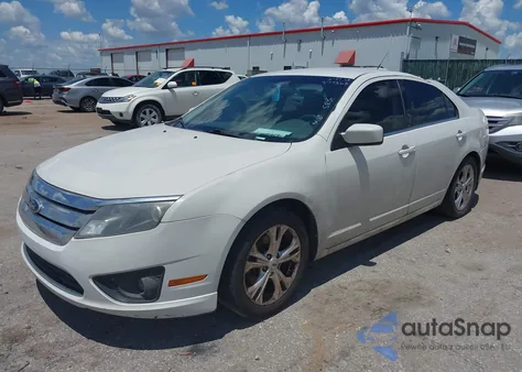 2012 Ford Fusion Se z USA, uszkodzony, nr VIN 3FAHP0HA2CR377368